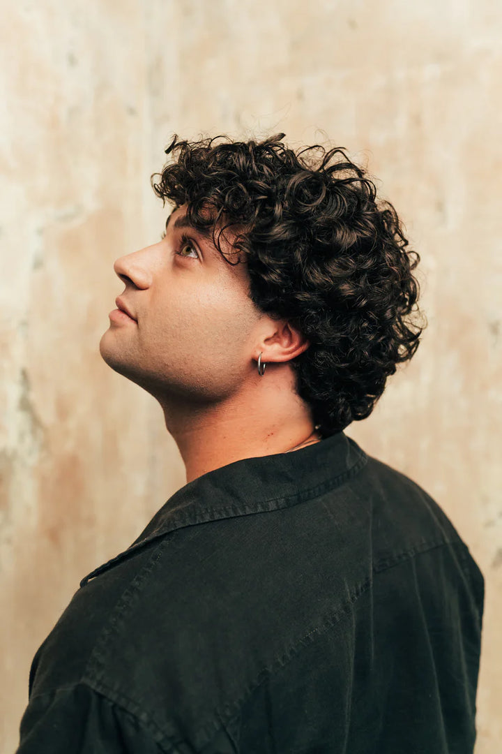 Lockenkontrollschaum