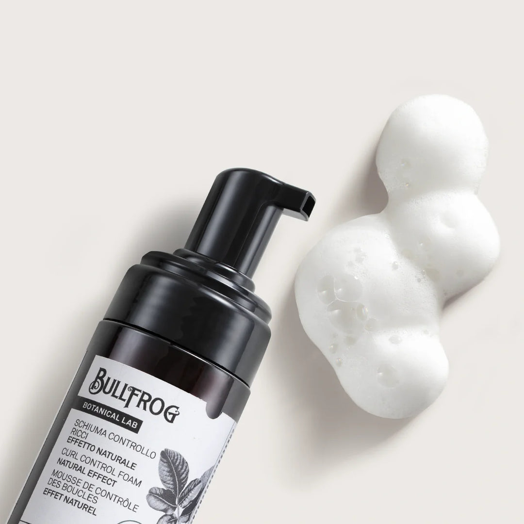 Lockenkontrollschaum